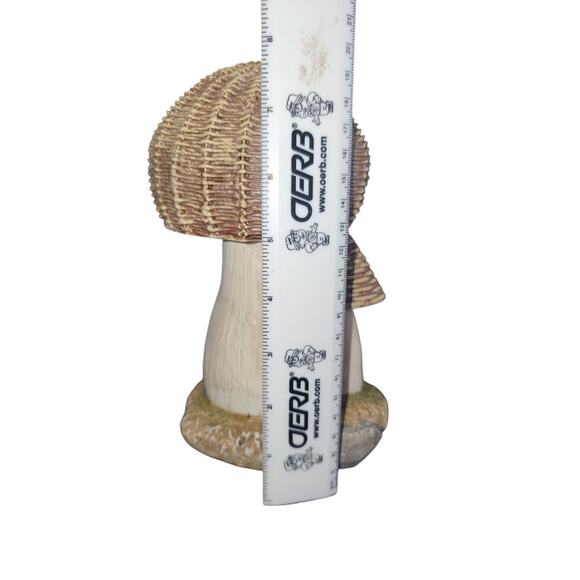 Decorative Mushroom 8.5" Ratan Look - Picture 3 of 3